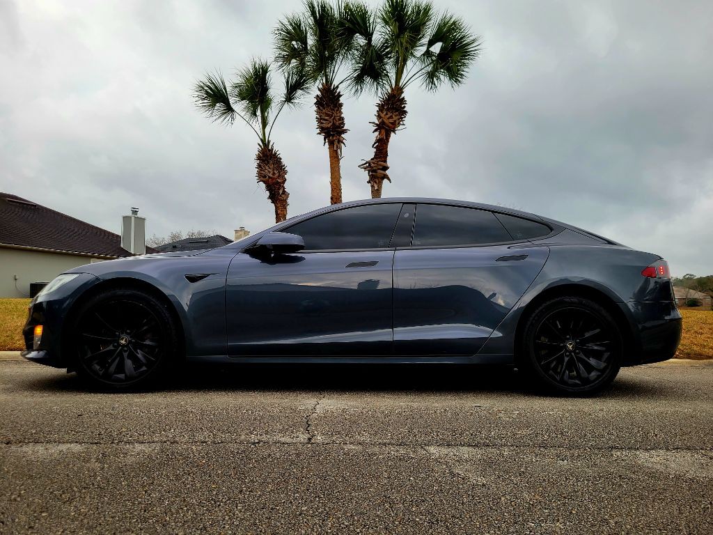 2018 Tesla Model S Image 3