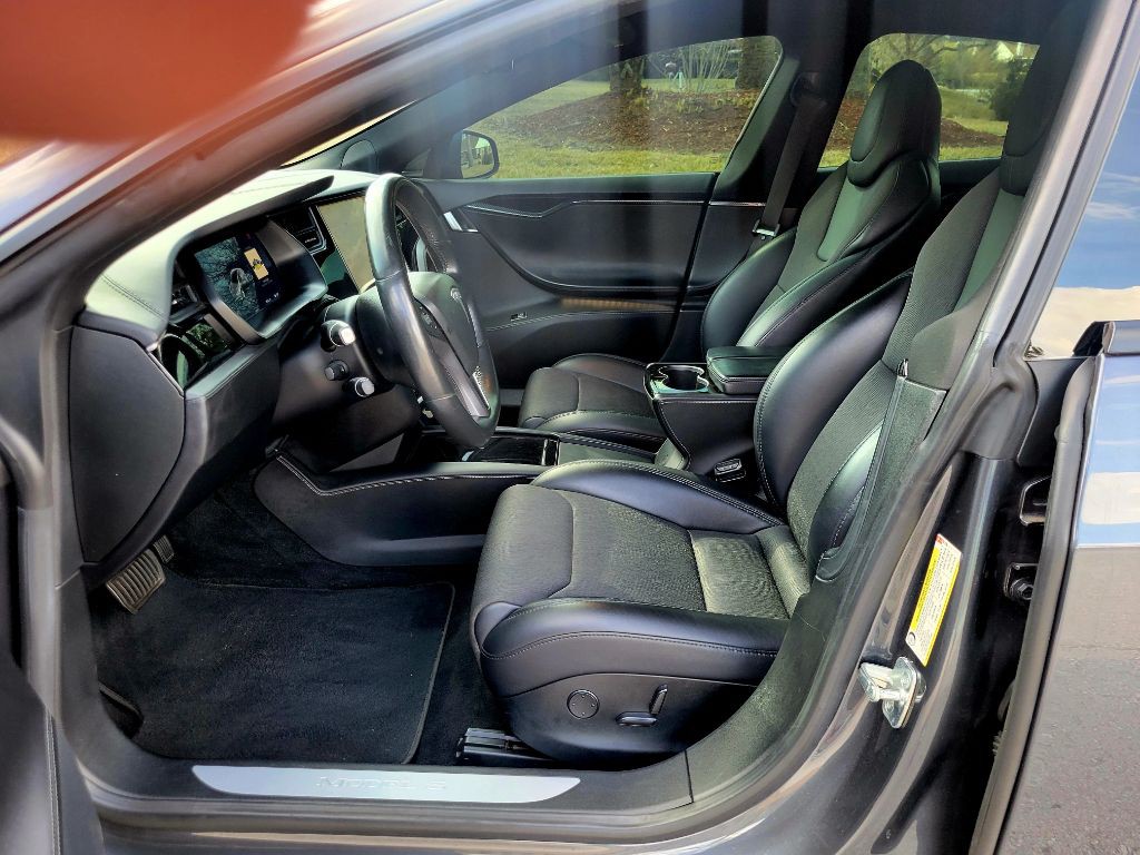 2018 Tesla Model S Image 11