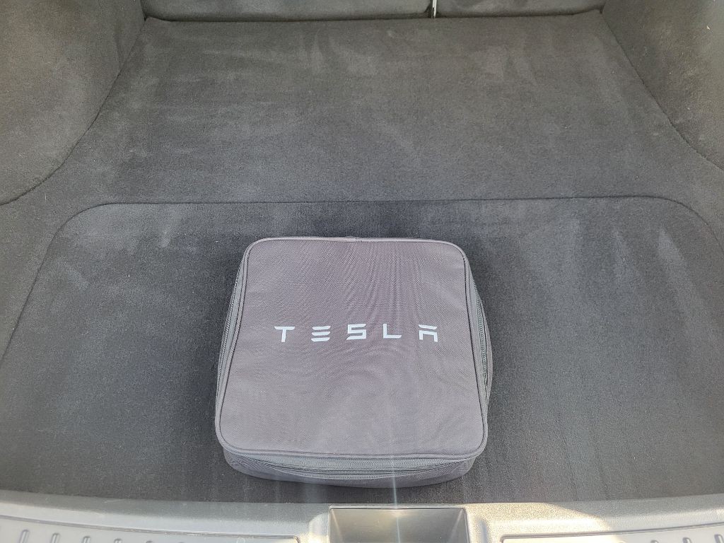 2018 Tesla Model S Image 15