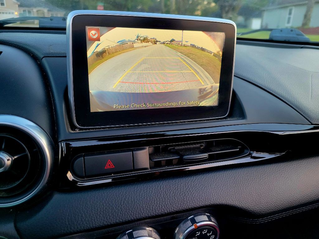 2017 FIAT 124 Spider Image 21