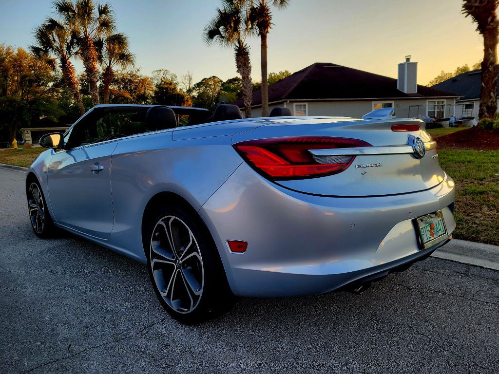 2017 Buick Cascada Image 4