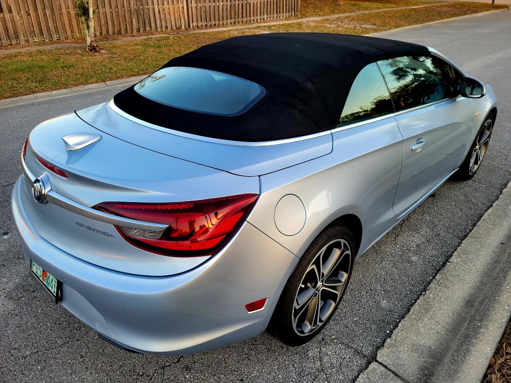 2017 Buick Cascada Image 9