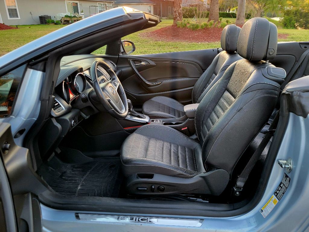 2017 Buick Cascada Image 13