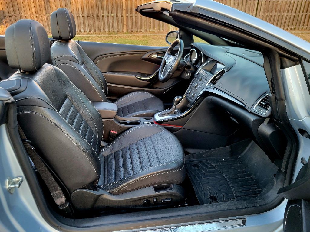 2017 Buick Cascada Image 17