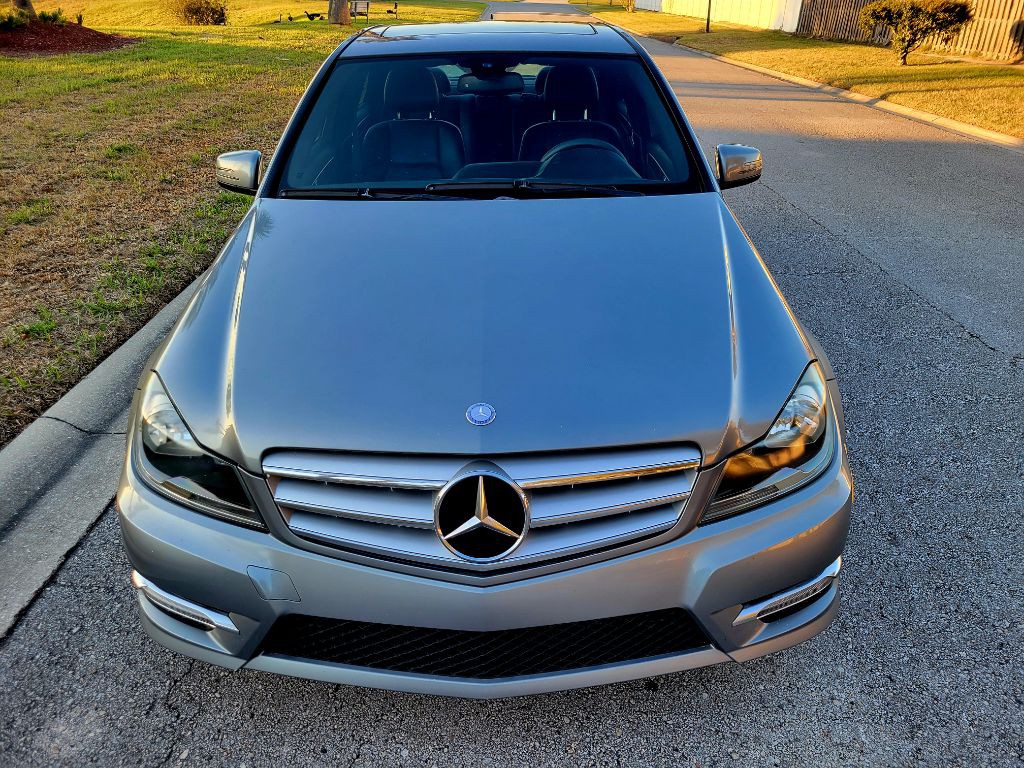 2013 Mercedes-Benz C-Class Image 5