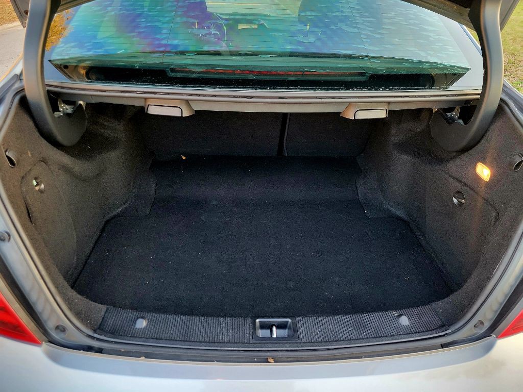 2013 Mercedes-Benz C-Class Image 10