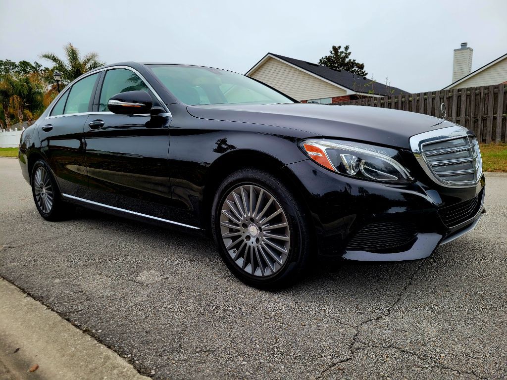 2015 Mercedes-Benz C-Class Image 8