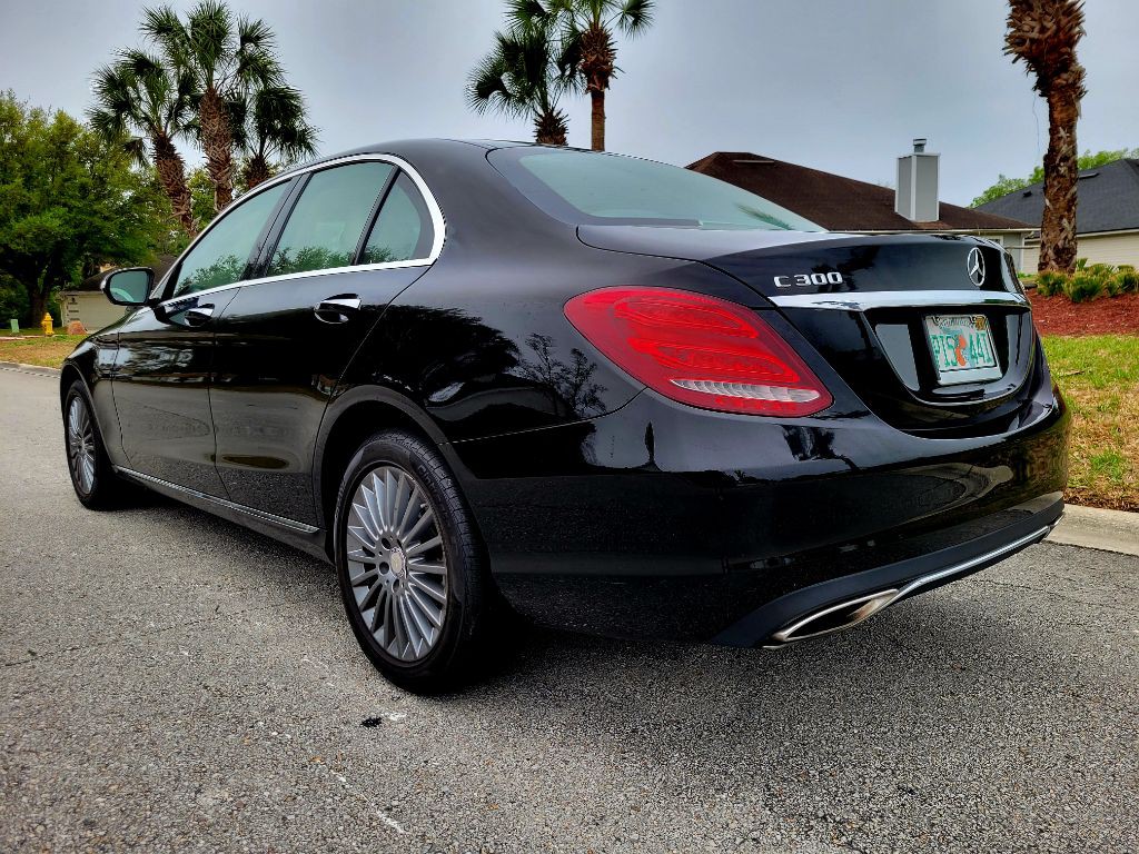 2015 Mercedes-Benz C-Class Image 5