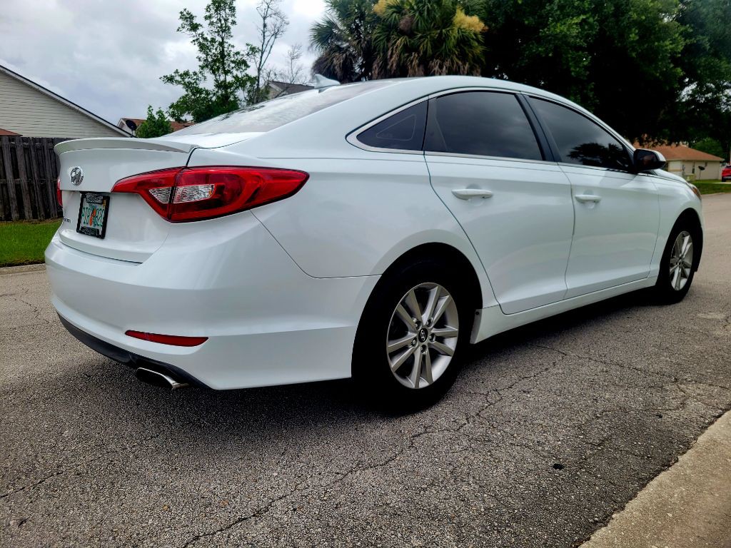 2017 Hyundai Sonata Image 3