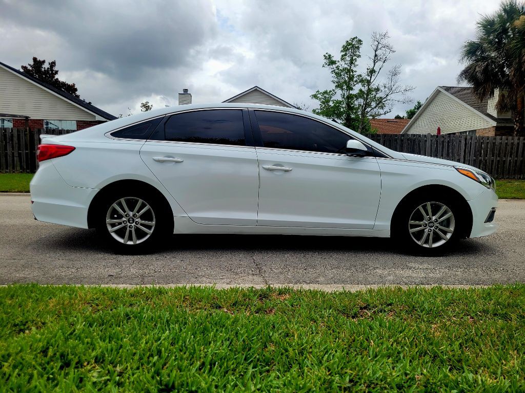 2017 Hyundai Sonata Image 6