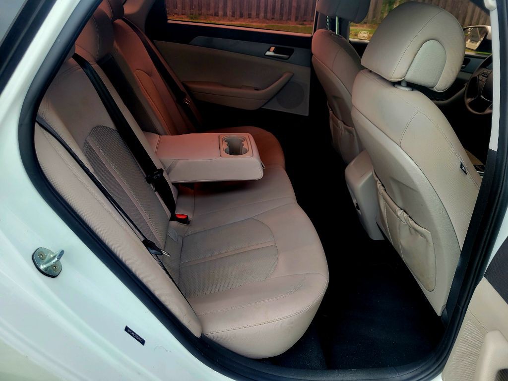 2017 Hyundai Sonata Image 18