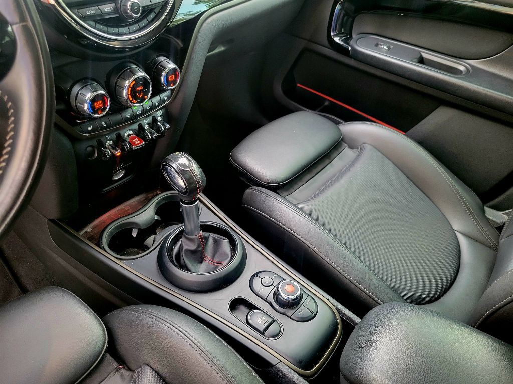 2019 MINI Cooper Image 20