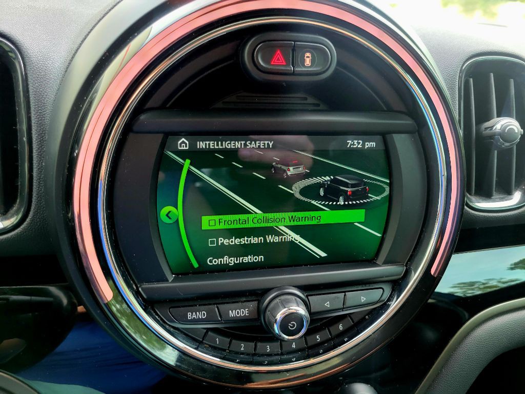 2019 MINI Cooper Image 24