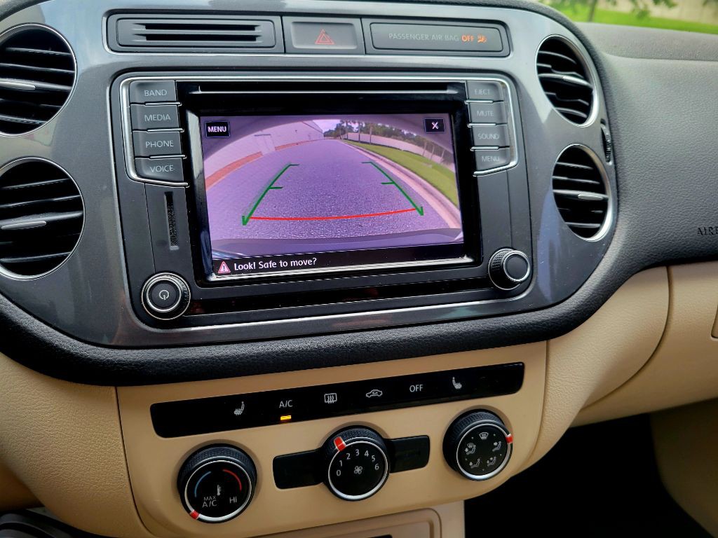 2017 Volkswagen Tiguan Image 22