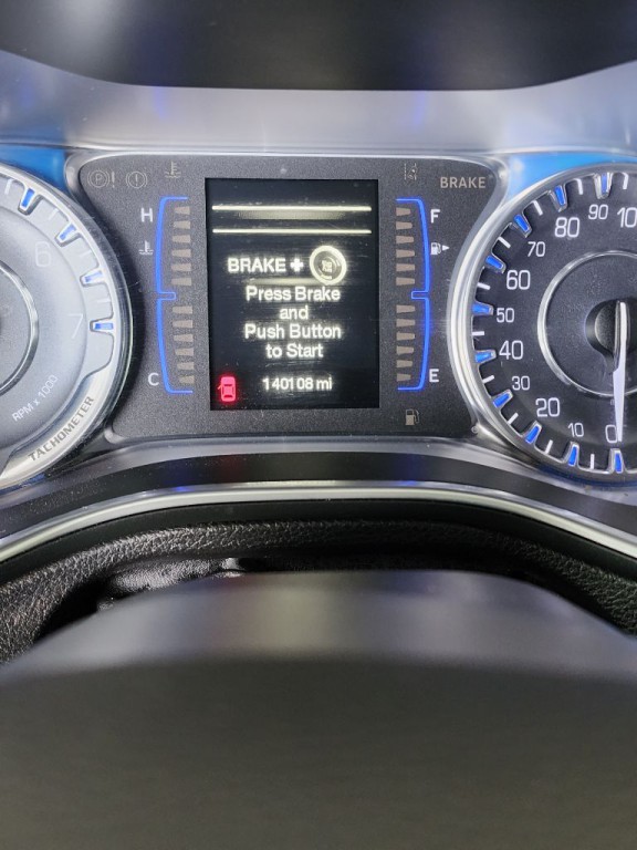 2015 Chrysler 200 Image 5