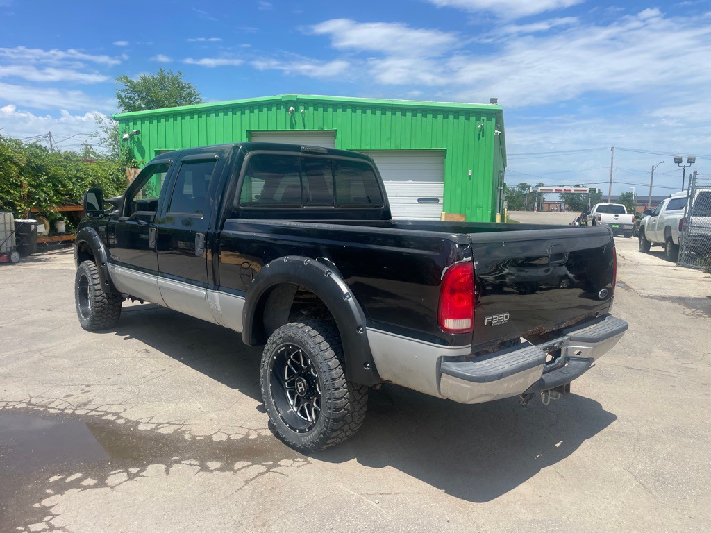 2002 Ford F-350 Image 4