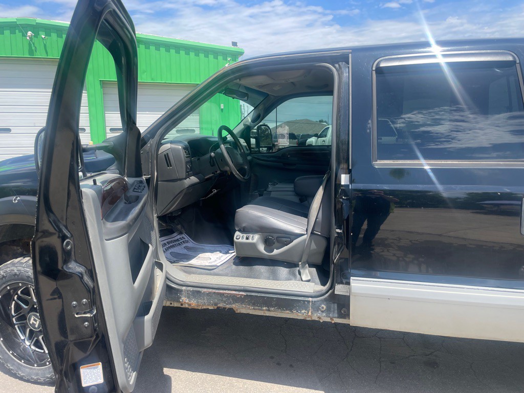 2002 Ford F-350 Image 5