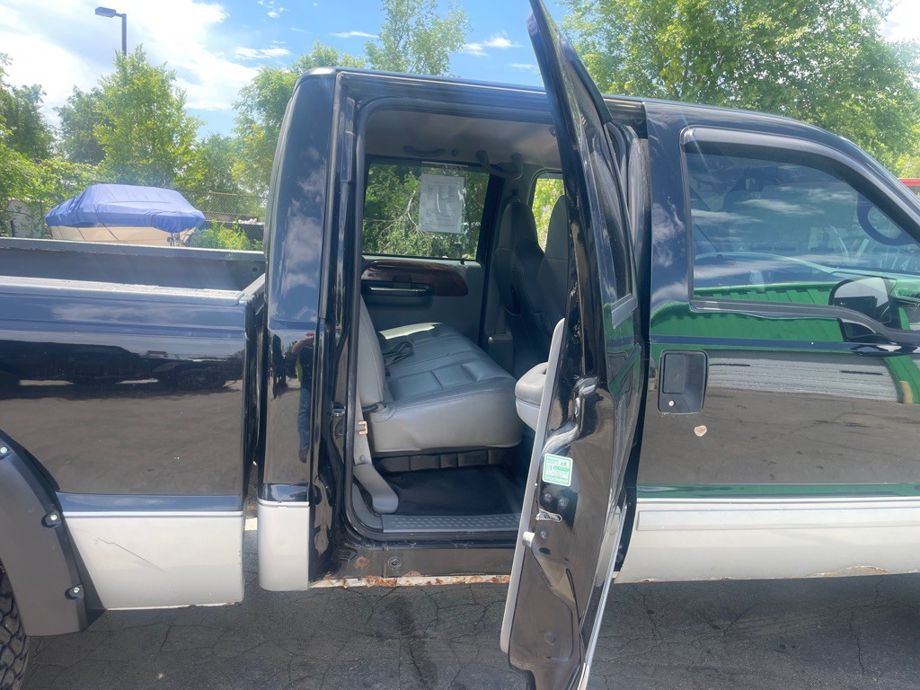 2002 Ford F-350 Image 7
