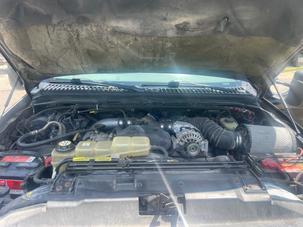 2002 Ford F-350 Image 9