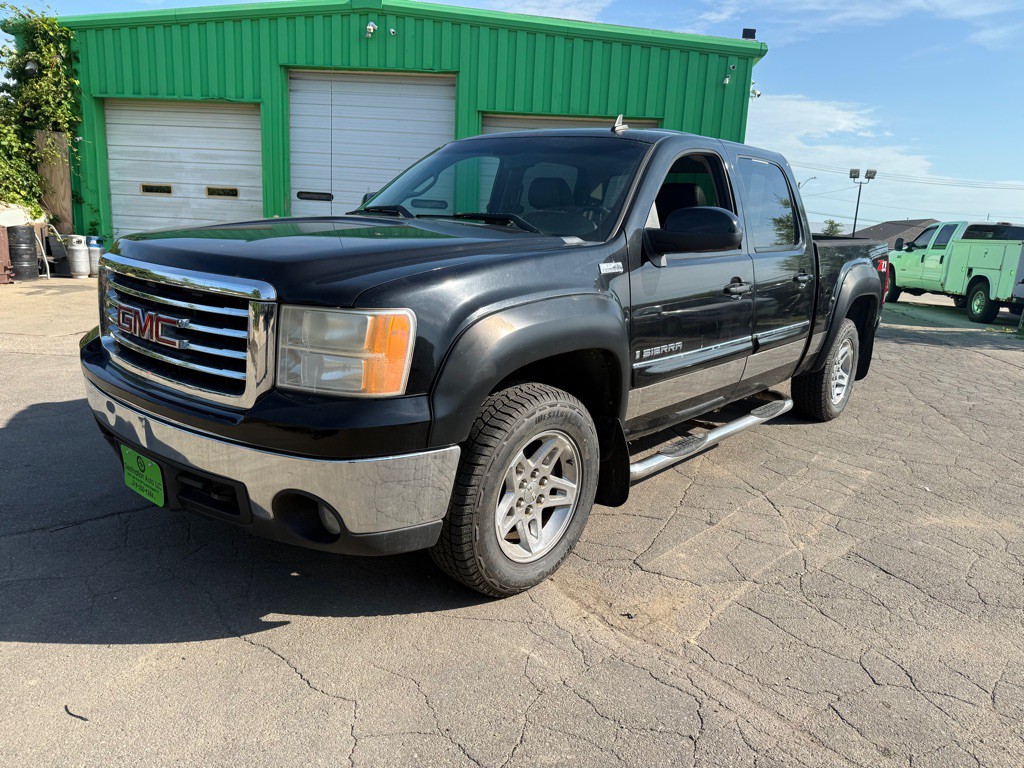 2008 GMC Sierra Image 2