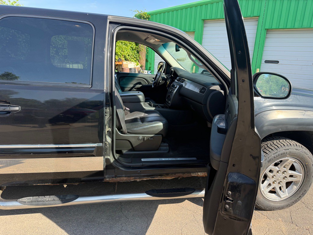 2008 GMC Sierra Image 8