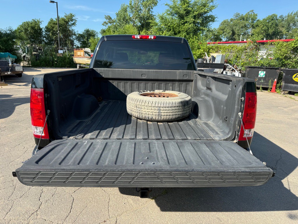 2008 GMC Sierra Image 9
