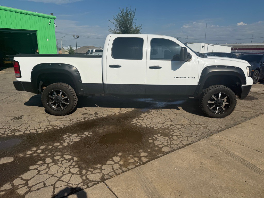 2011 GMC Sierra Image 4