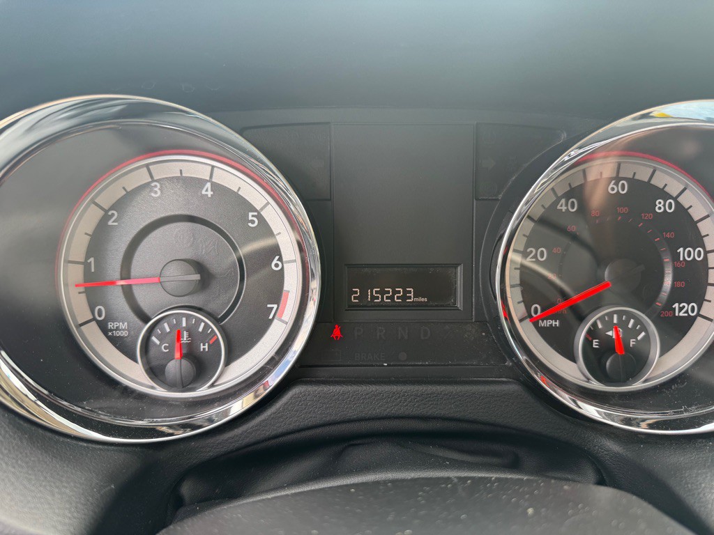 2015 Dodge Grand Caravan Image 11