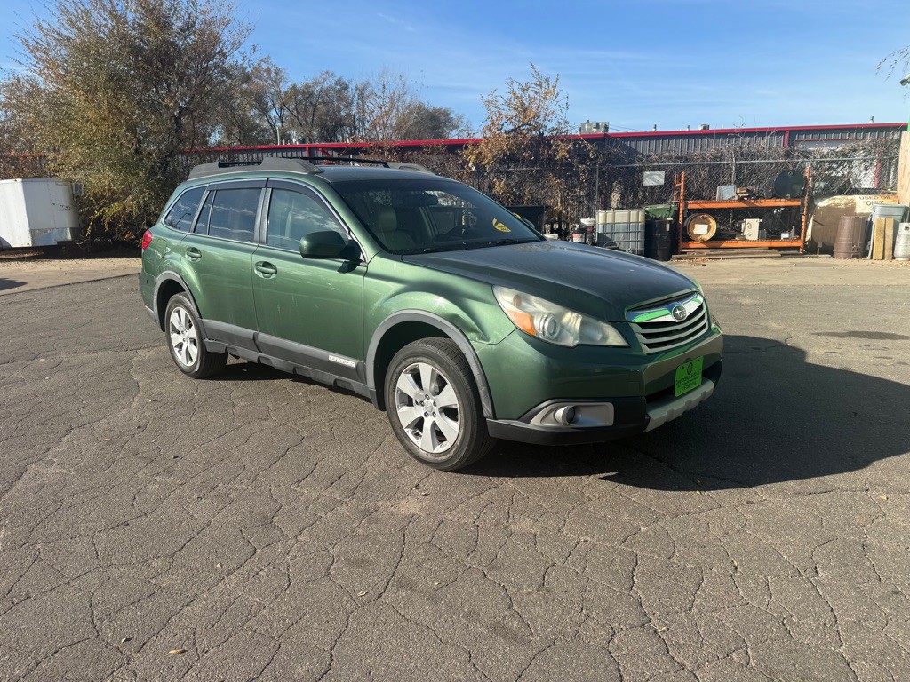 2010 Subaru Outback Image 1