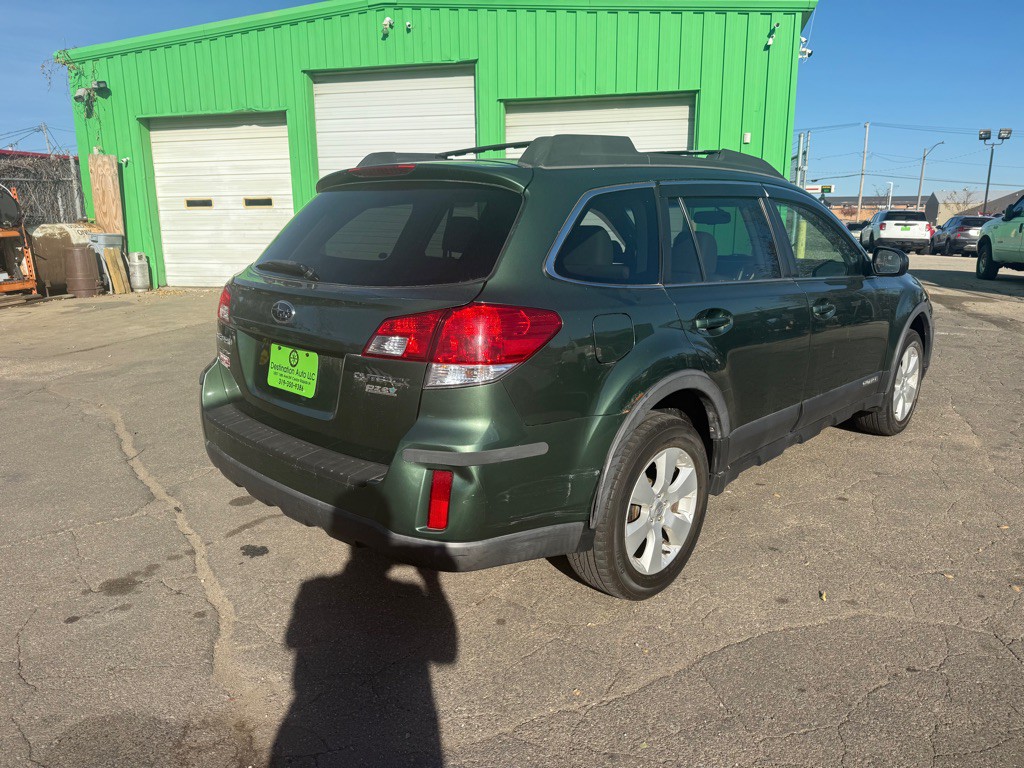 2010 Subaru Outback Image 5