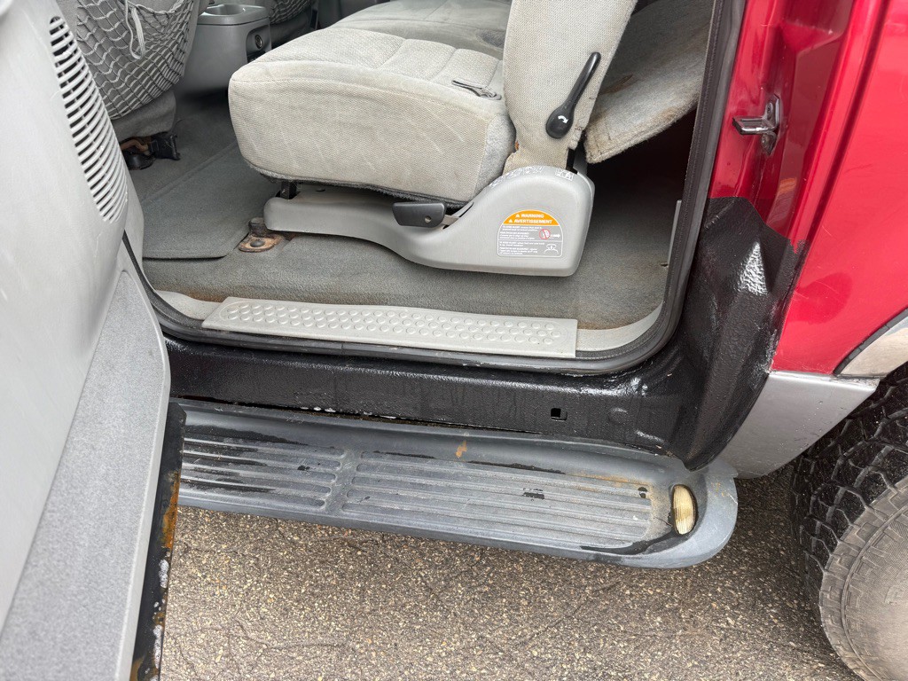 2003 Ford Excursion Image 13