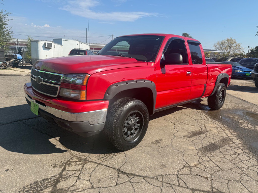 2007 Chevrolet Silverado 1500 Image 2