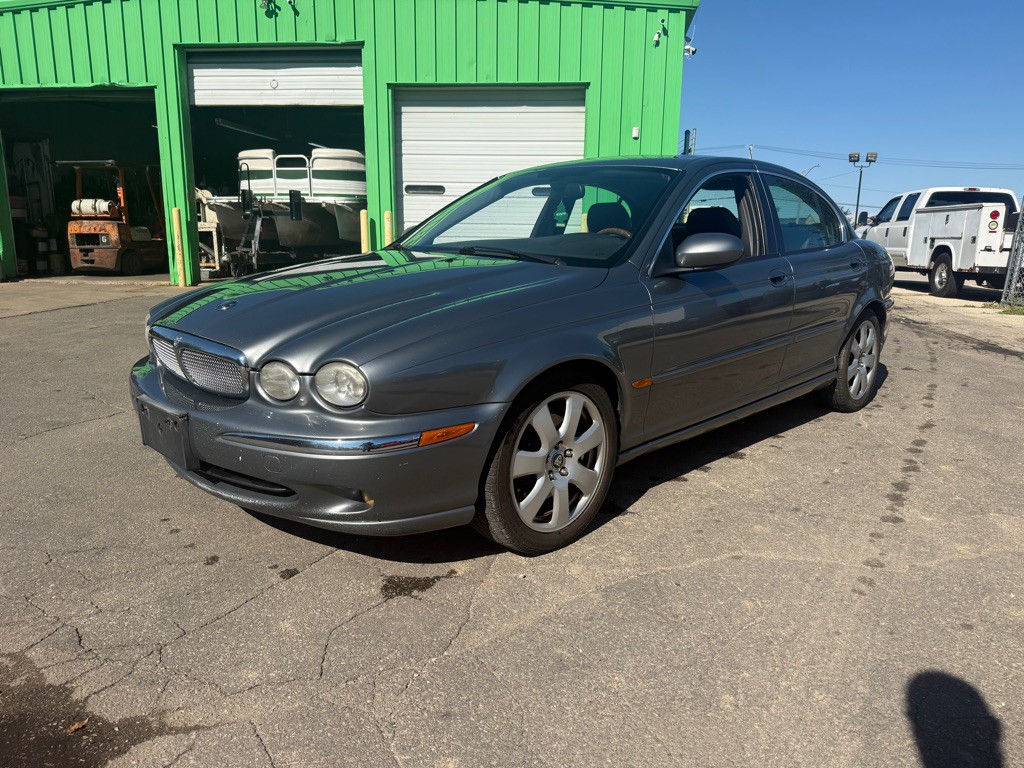 2006 Jaguar X-TYPE Image 2