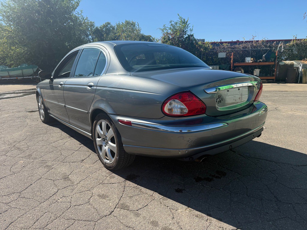 2006 Jaguar X-TYPE Image 3