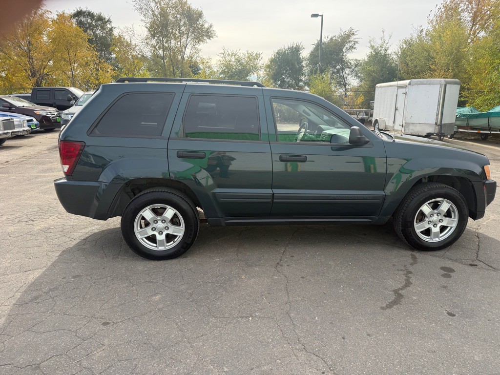 2005 Jeep Grand Cherokee Image 4