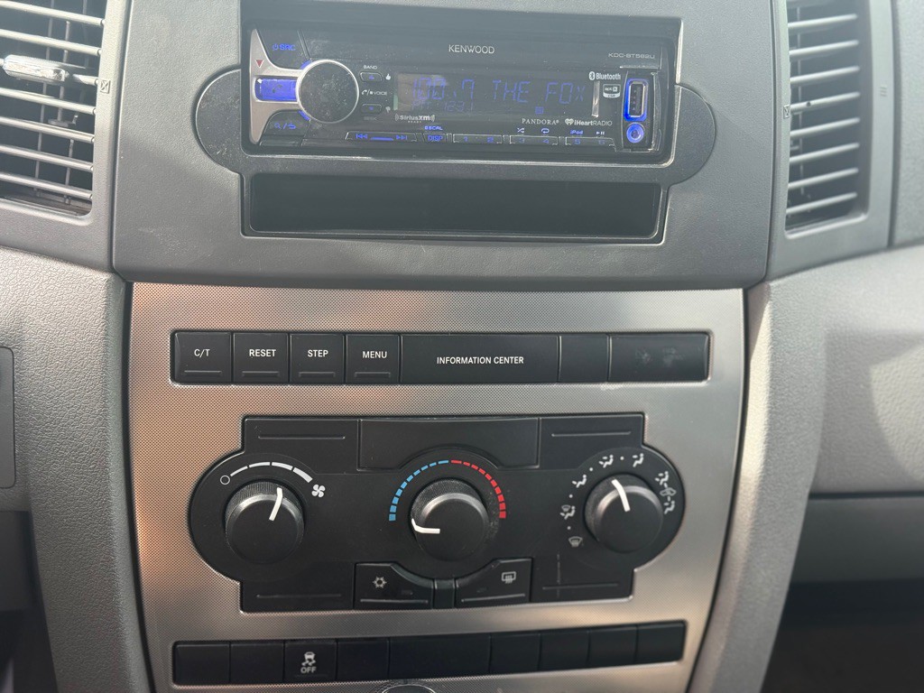 2005 Jeep Grand Cherokee Image 14