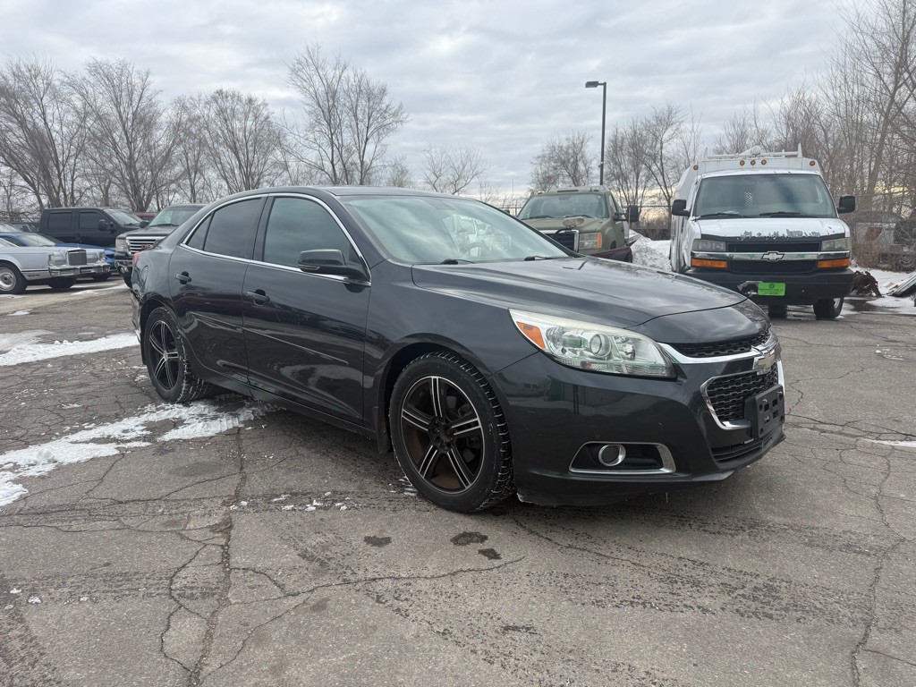 2015 Chevrolet Malibu Image 1