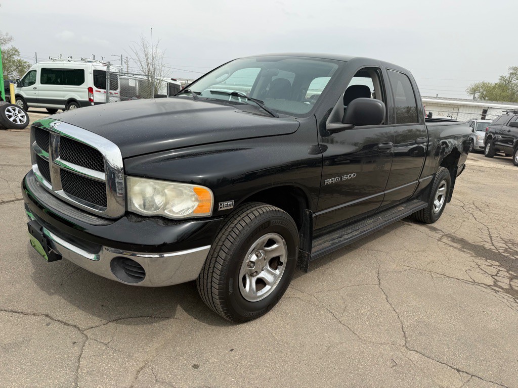 2005 Dodge Ram 1500 Image 2