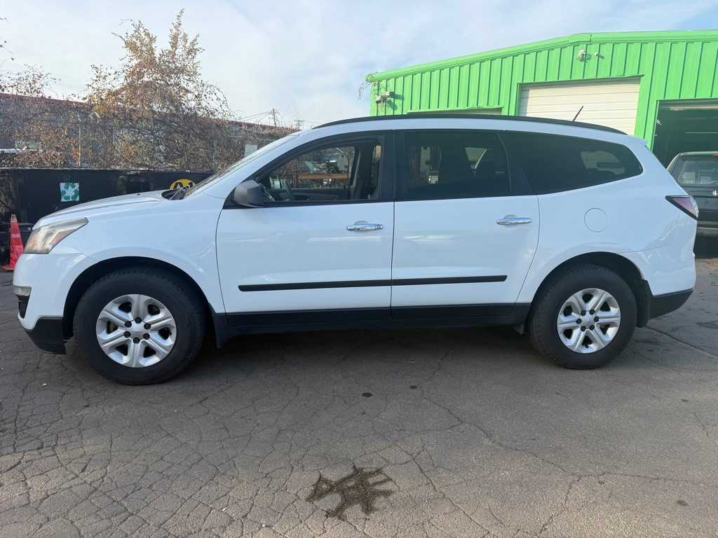 2017 Chevrolet Traverse Image 5
