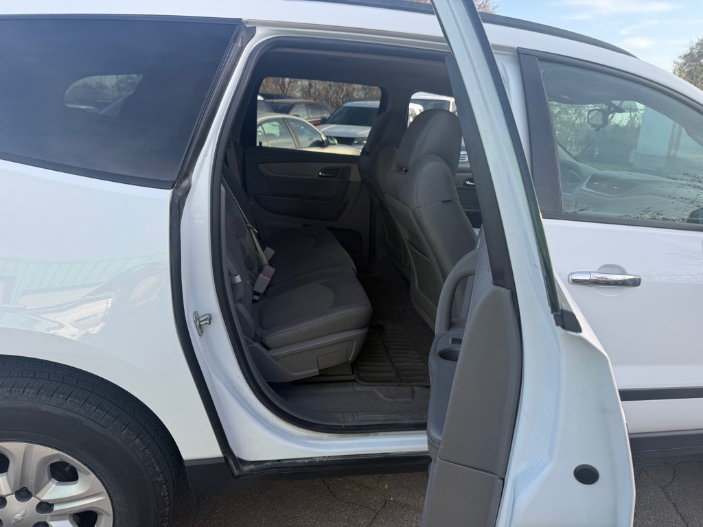 2017 Chevrolet Traverse Image 9