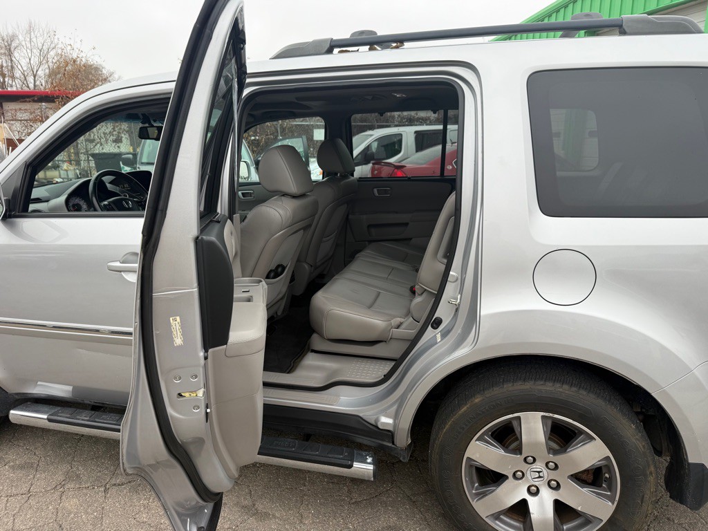 2015 Honda Pilot Image 7