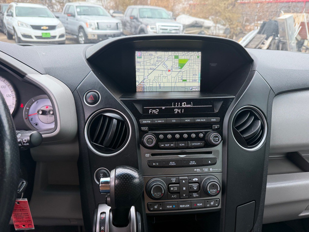 2015 Honda Pilot Image 13