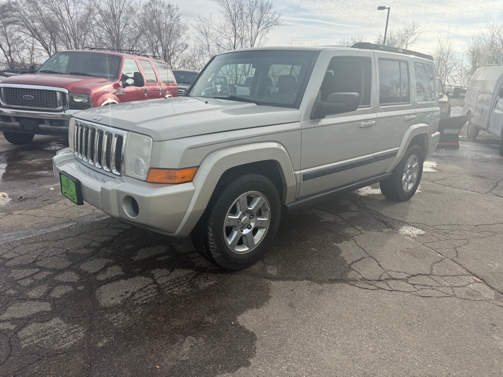 2007 Jeep Commander Image 2