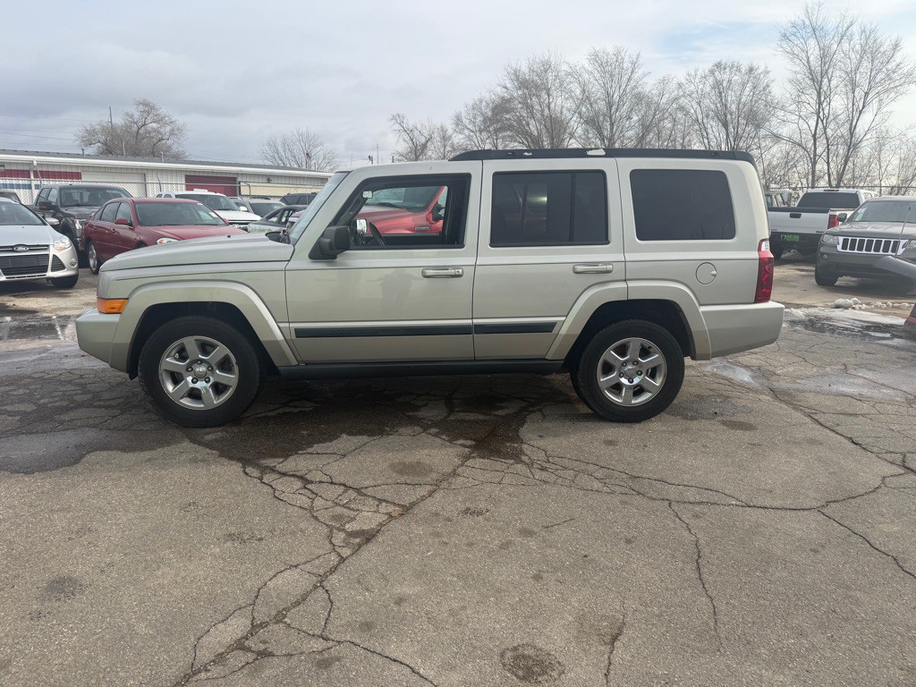 2007 Jeep Commander Image 3