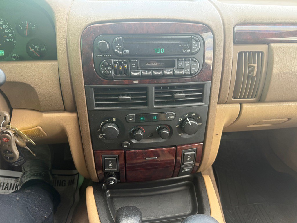 2000 Jeep Grand Cherokee Image 11