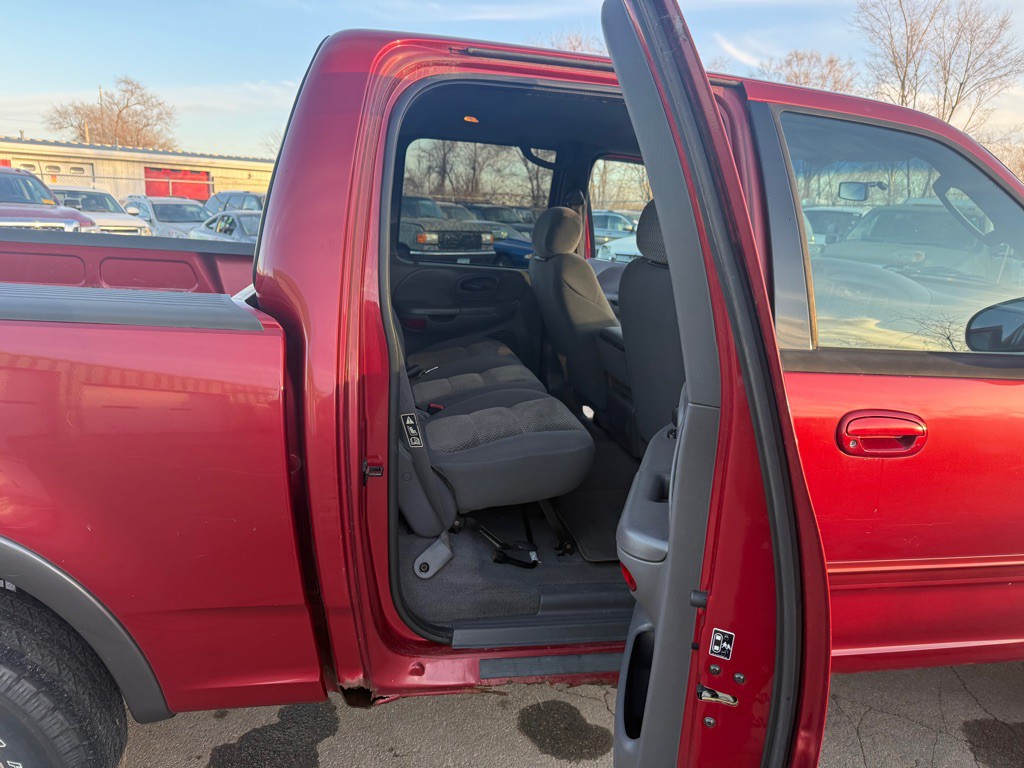 2002 Ford F-150 Image 8