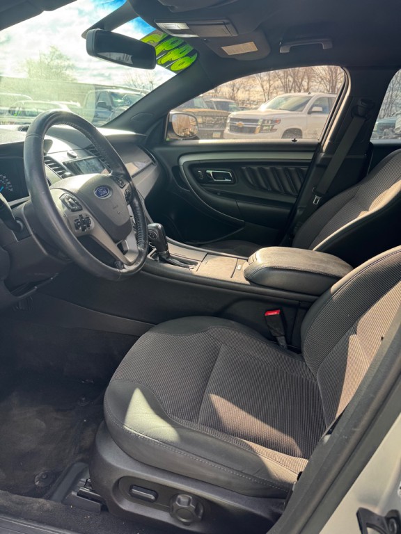 2015 Ford Taurus Image 5