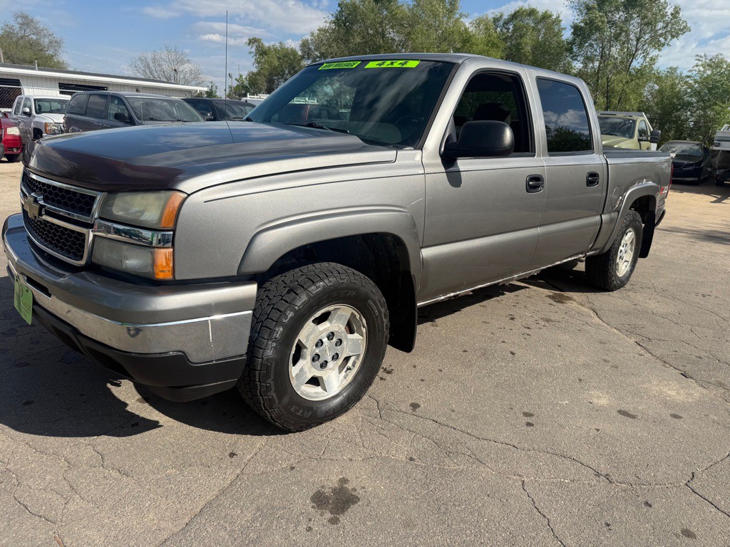 2007 Chevrolet Silverado 1500 Image 2