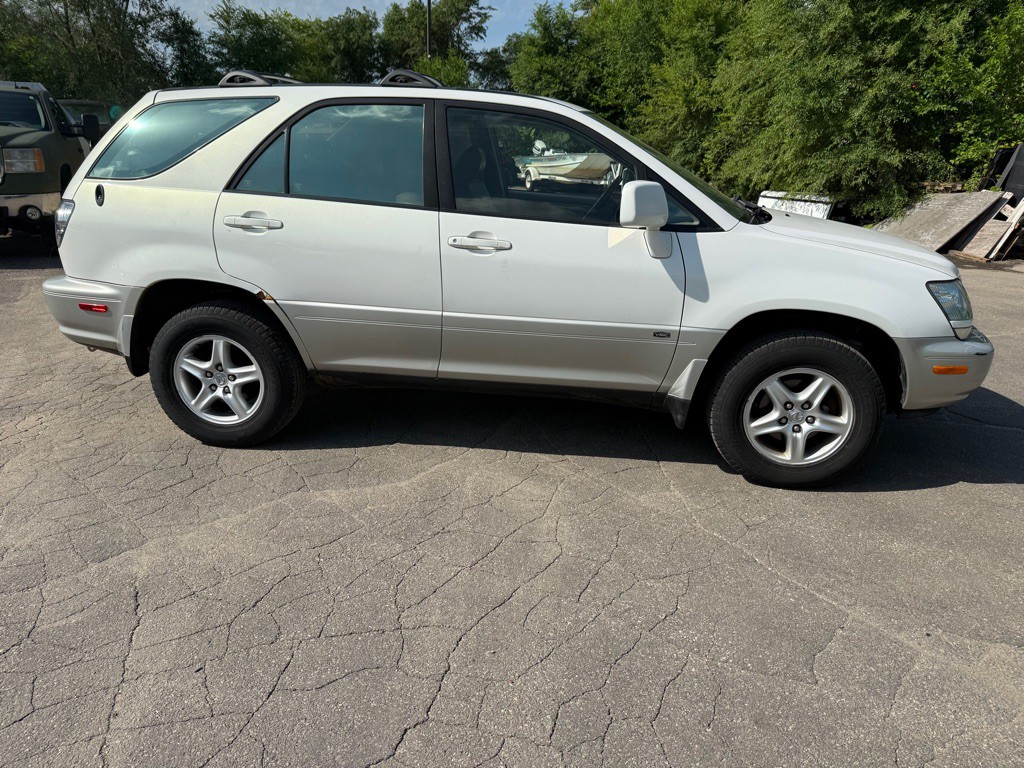 2001 Lexus RX Image 6
