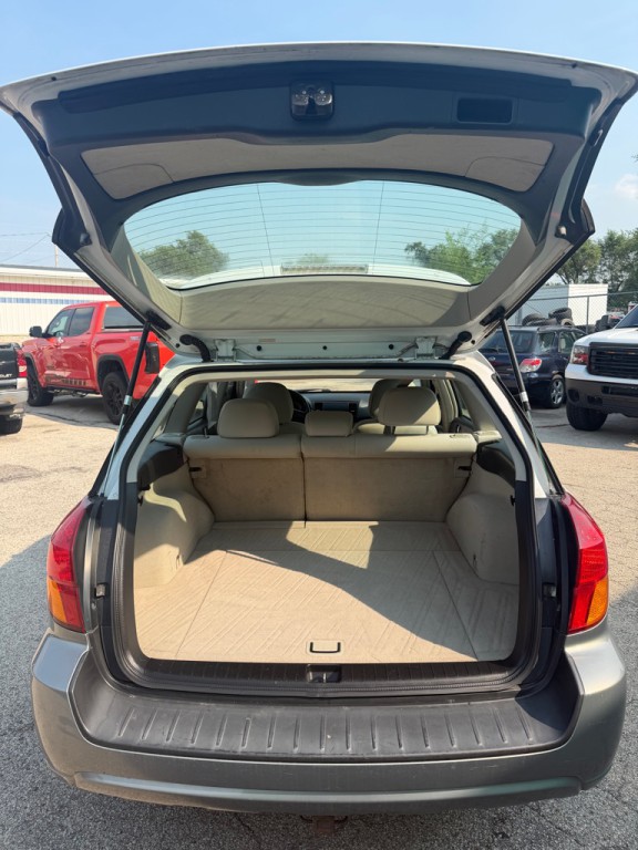 2005 Subaru Legacy Image 9